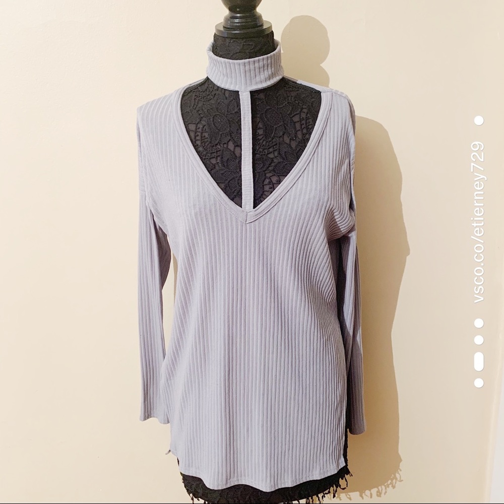 Boohoo • Grey Stretch Choker Top (10)